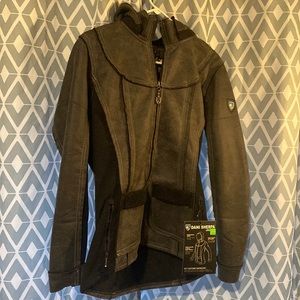 Brand New kuul jacket. Fits exactly like the size. Keep in garment bag.